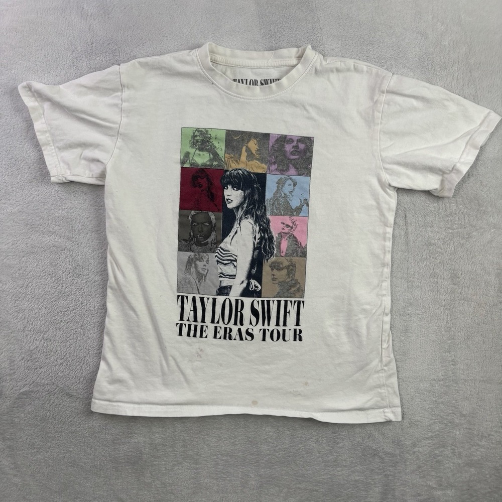 Taylor Swift The Eras Tour 2023 White Short Sleeve Graphic Shirt Youth Medium